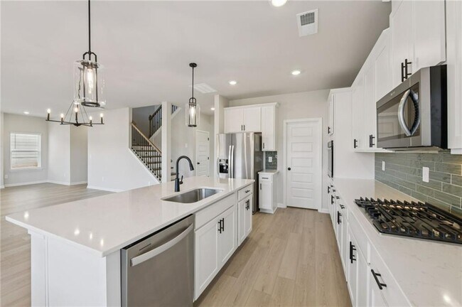 Photo - 2968 Sweet Red Cir