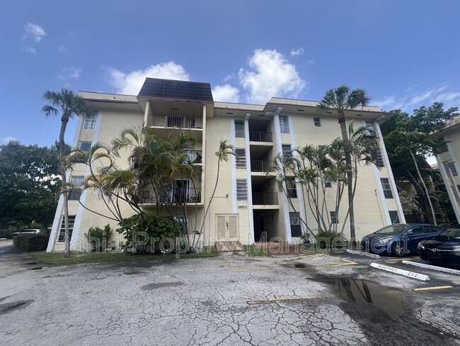 Building Photo - 11905 NE 2nd Ave Unit C417 Rental
