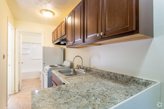 1BR, 1BA