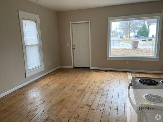 Building Photo - 831 Vine St Unit 1 Rental