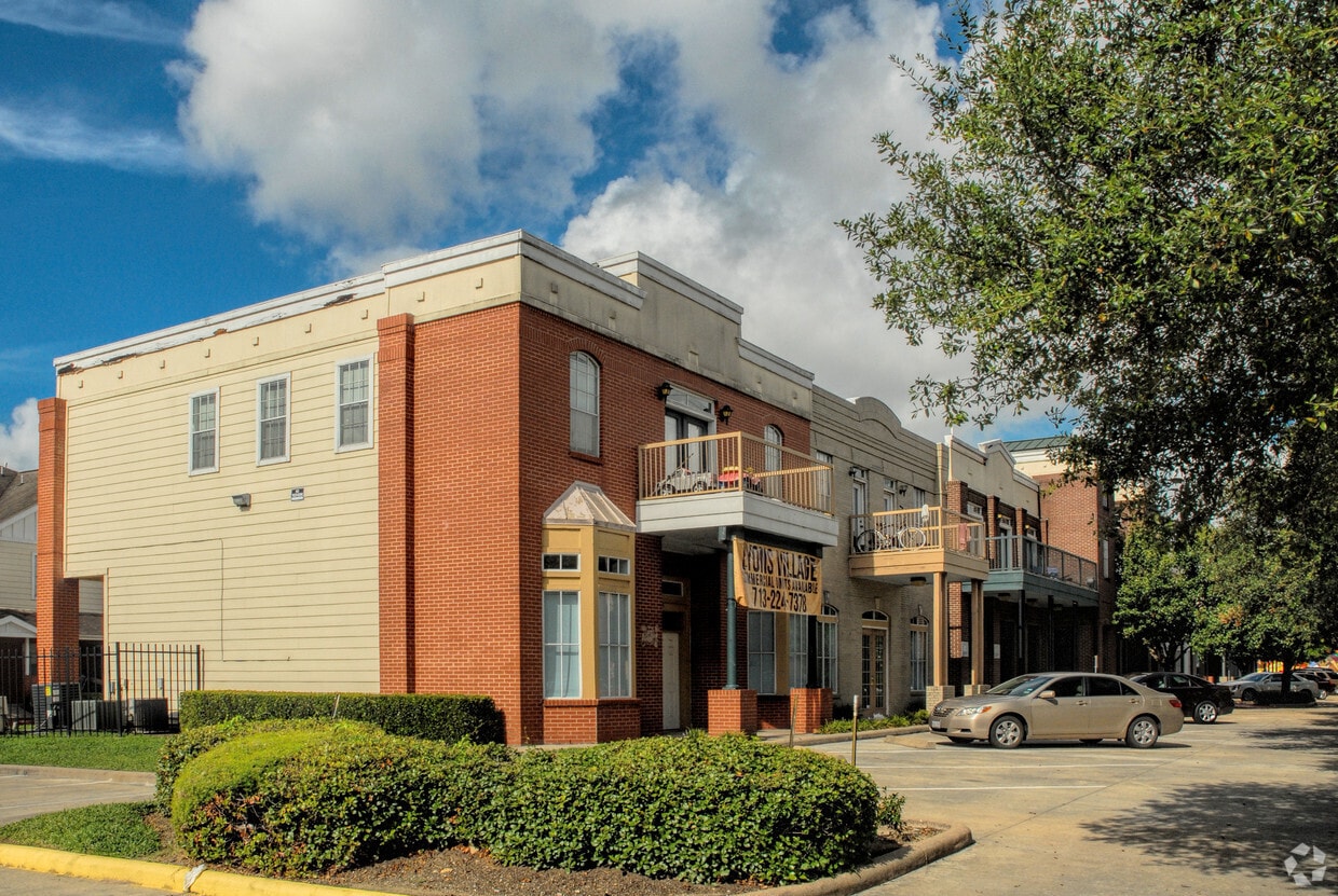 Photo - 4300 Lyons Ave