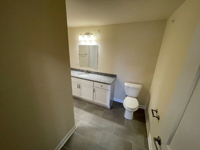 Photo - 540 Northend Dr Unidad 1211