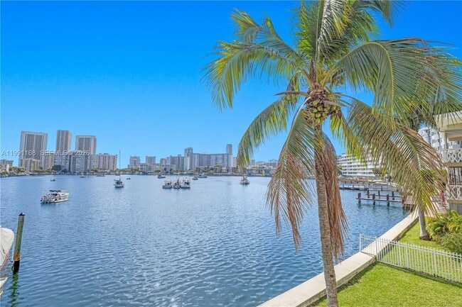 Photo - 462 Golden Isles Dr Unit 210