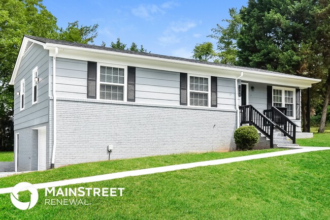 Photo - 1006 Sumner Ct