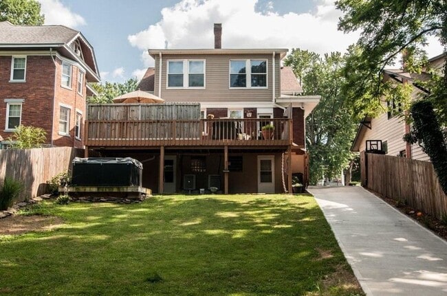 Photo - Norwood - Lovely, clean quiet 3bed in side by side duplex