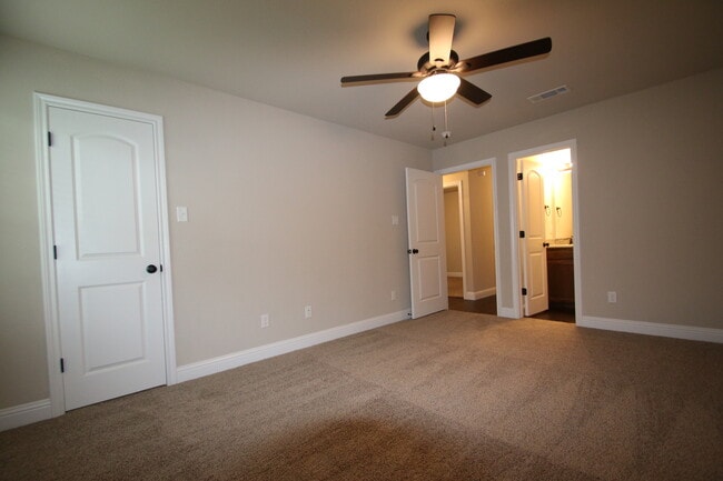 Photo - 8145-8147 Arbor Unit 8147