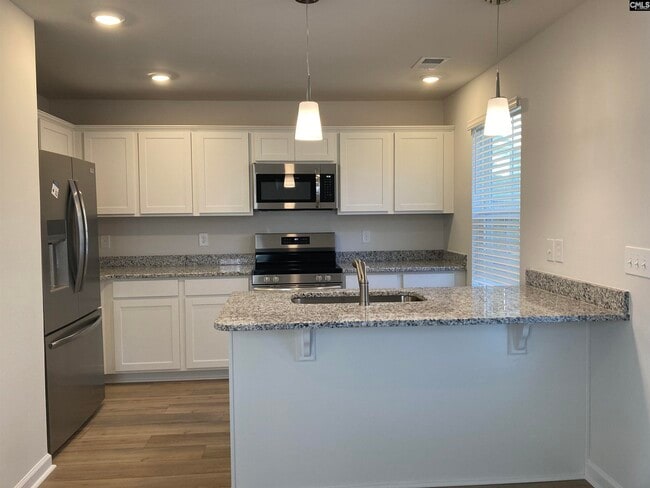 Photo - 238 Hessary Ln