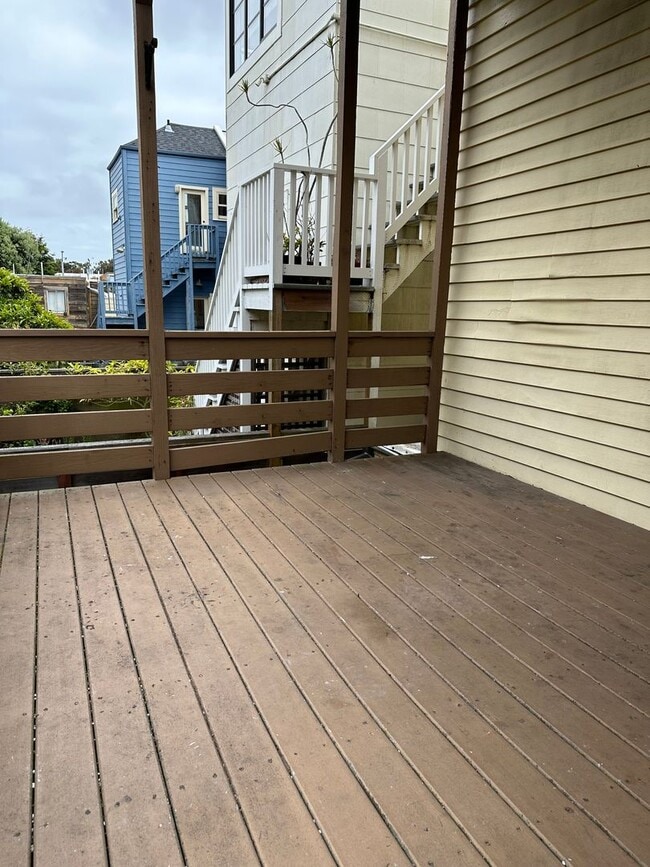 Photo - 1323-25 Unit 1325