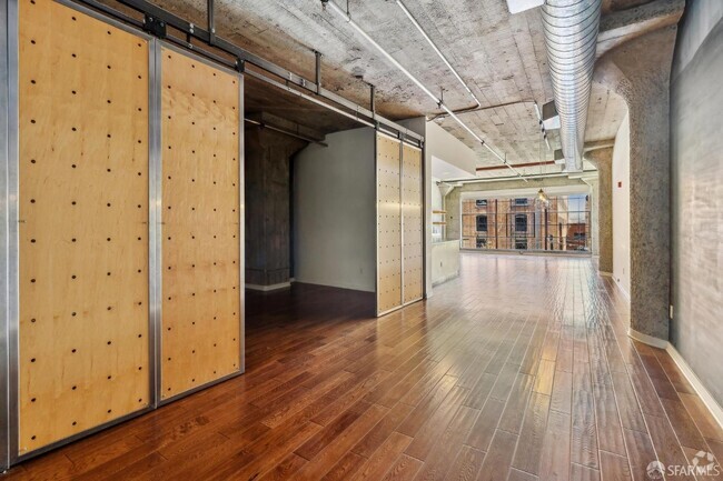 Building Photo - 650 2nd St Rental