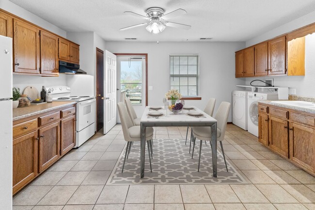 Photo - 11801 Wood Oak Ave Unit 3