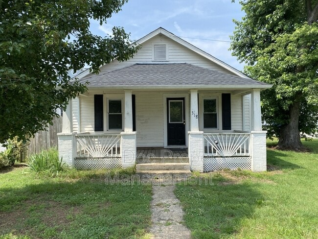 Photo - 318 3rd St House