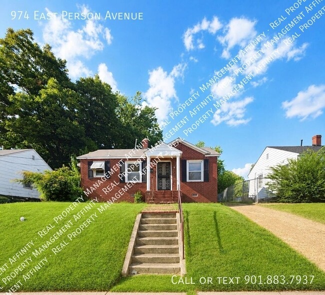 Building Photo - 974 E Person Ave