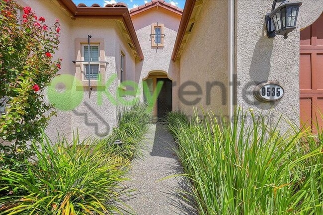 Photo - 9535 Setina Ln