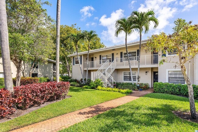 Photo - 29 Stratford Ln W Unidad B