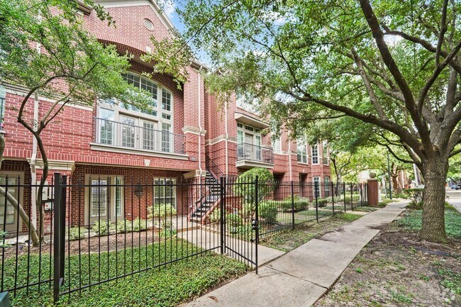 Building Photo - 306 Bremond St Rental