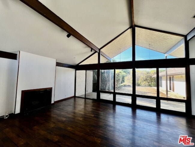 Building Photo - 1011 El Segundo Dr Rental