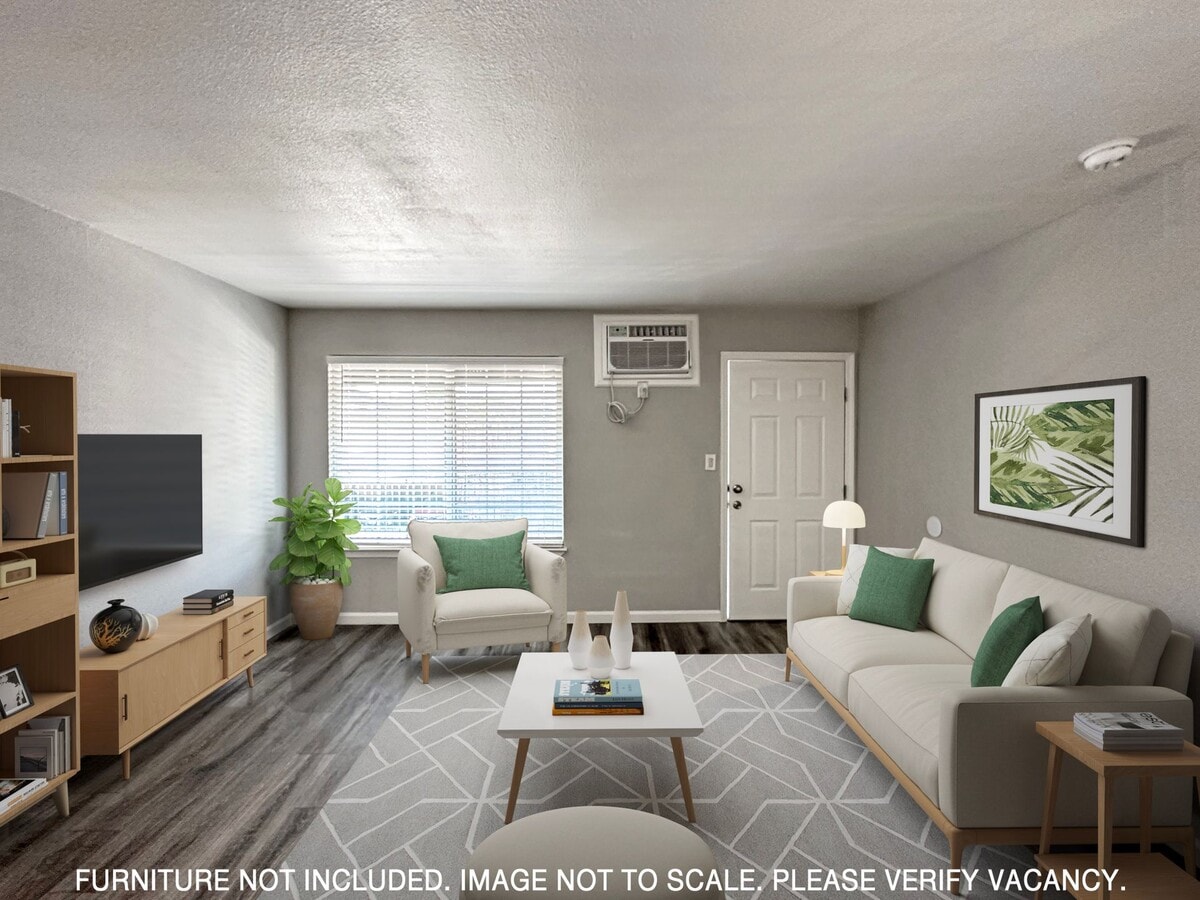 Photo - 630 N Van Buren