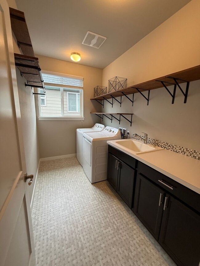 Photo - Home in Central Kitsap with Water/sewer/ga...