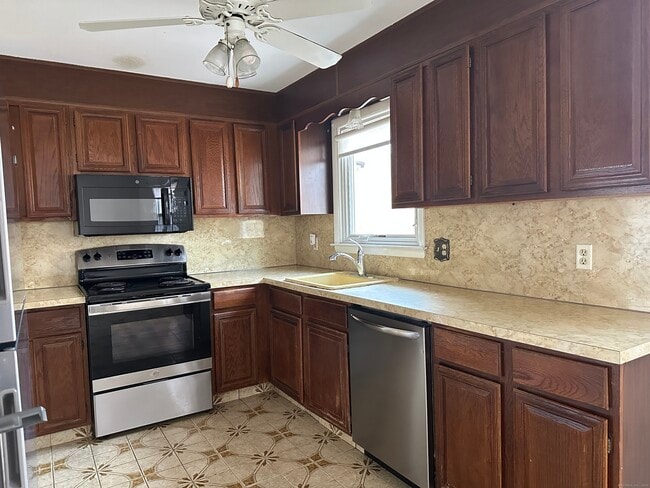 Photo - 65 Gate Ridge Rd