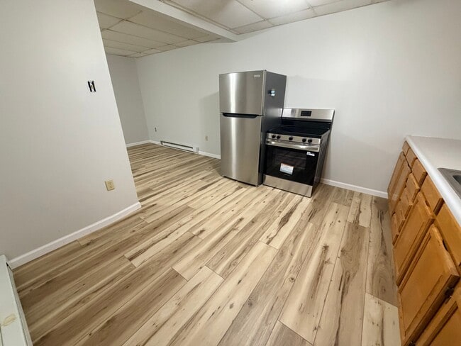 Photo - 237 Spruce St