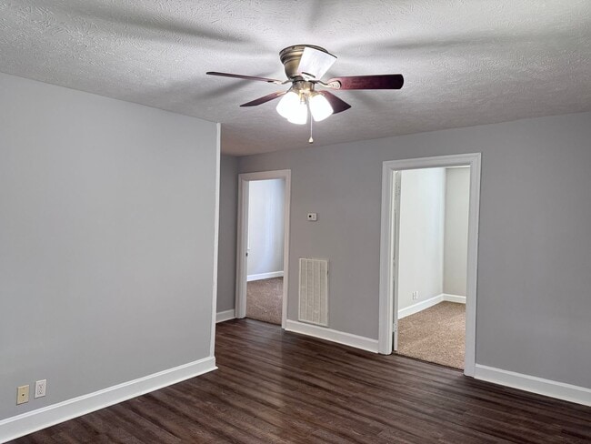 Photo - 719 Perkins Ave