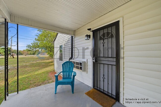 Photo - 684 Central Ave