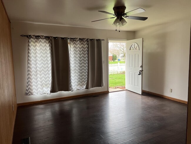 Photo - 3631 Decamp Dr