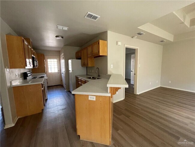 Photo - 15 Dora Jeanne Dr Unit B