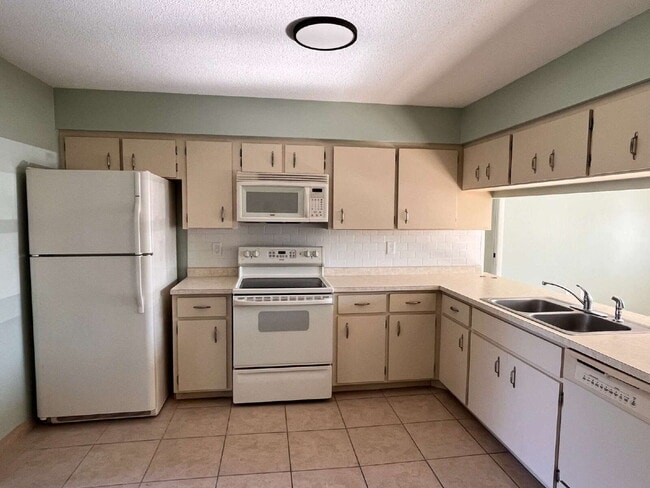 Photo - 2-bedroom, 2-bathroom Apartment