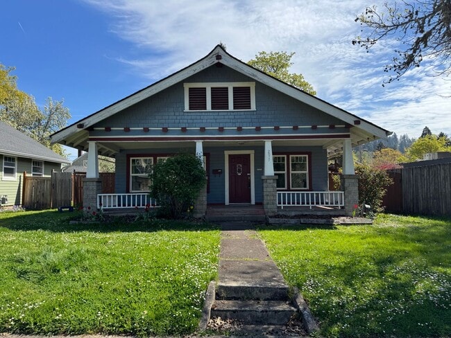 Building Photo - 2 Bedroom House in Southeast Eugene