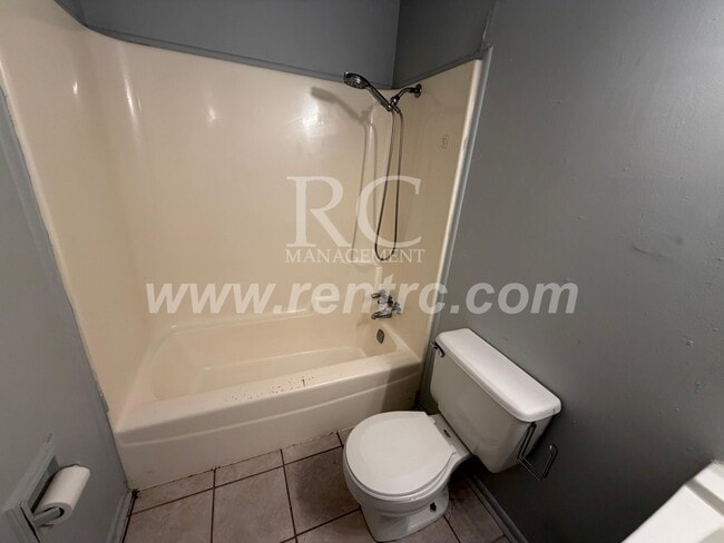 Photo - 803 Skyline-