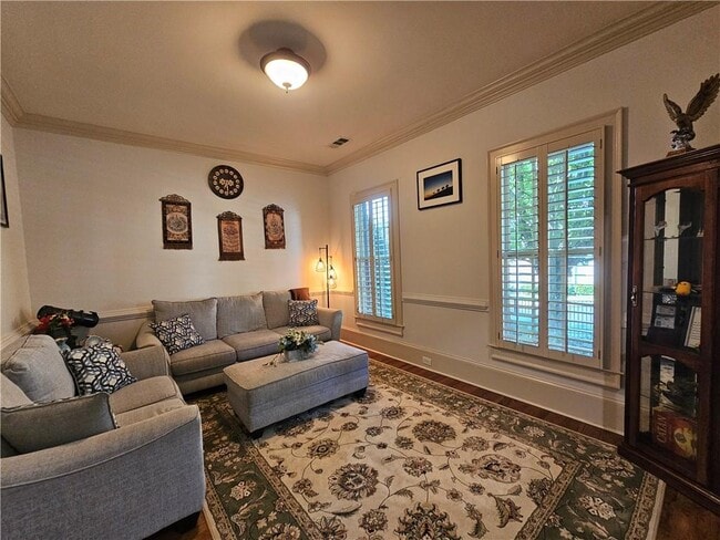Photo - 10924 Waters Rd