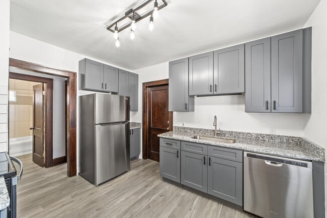 Photo - 1595 Cohassett Ave