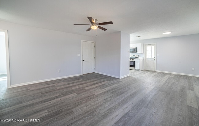 Photo - 3332 Elder St