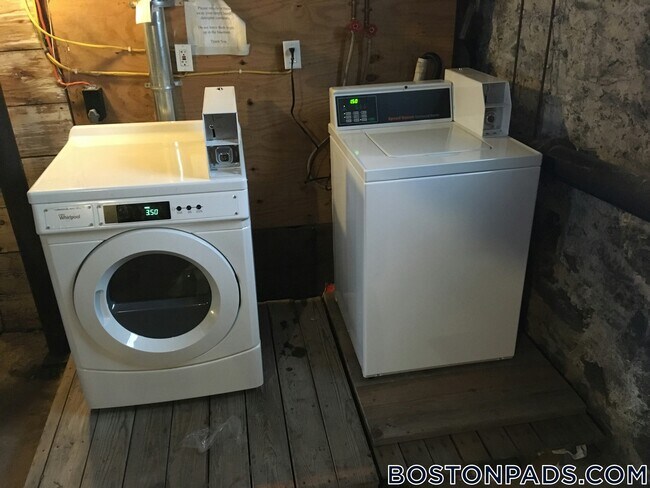 Photo - 14 Magnolia Square Unit 3