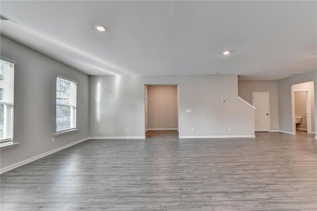 Photo - 4806 Waxwing St