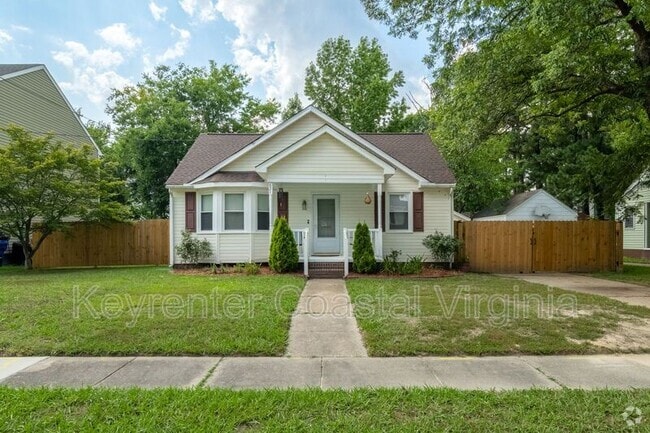 Building Photo - 821 Oak Ave Rental