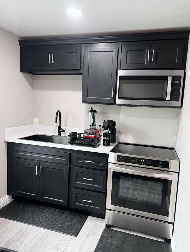 Photo - 435 Woodlands Meadow Ct