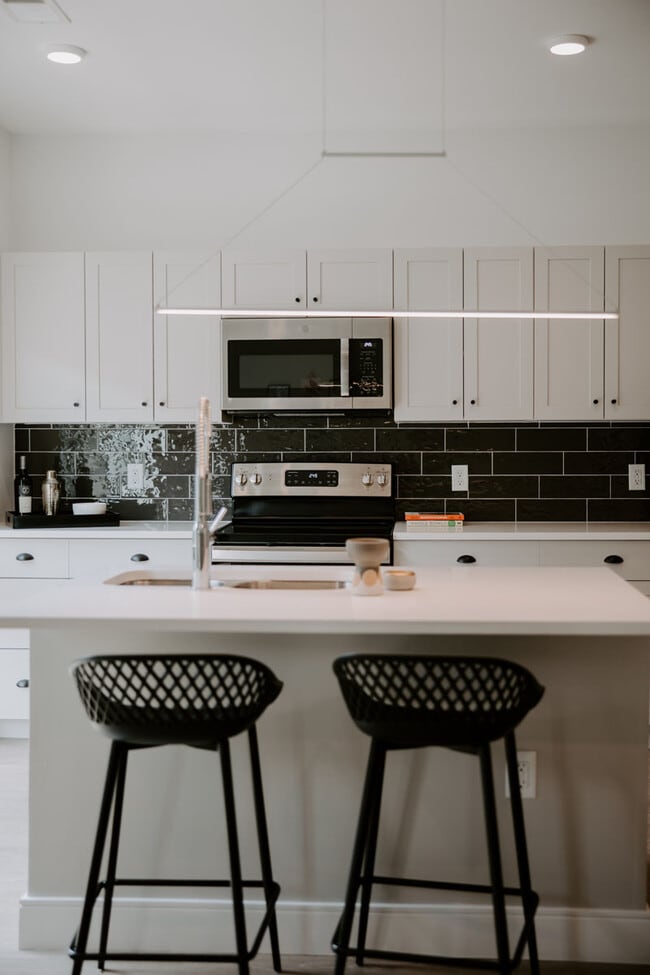 Photo - Industry Columbus Apartments