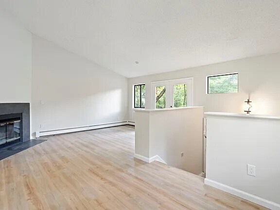 Photo - 38 Meadowlark Ln