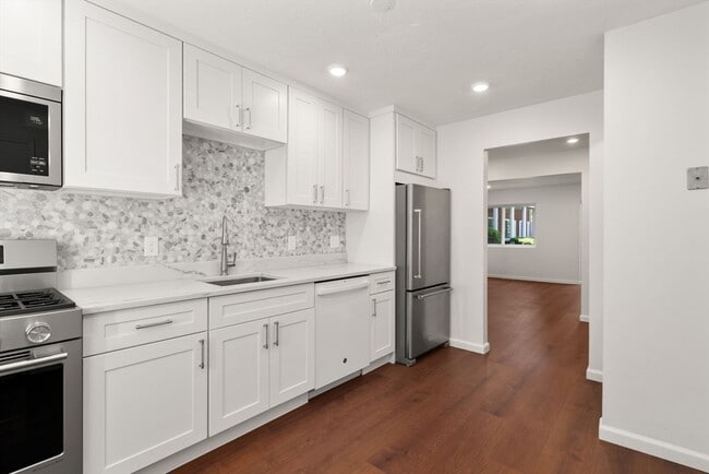 Photo - 47 Bayberry Dr Unit 2