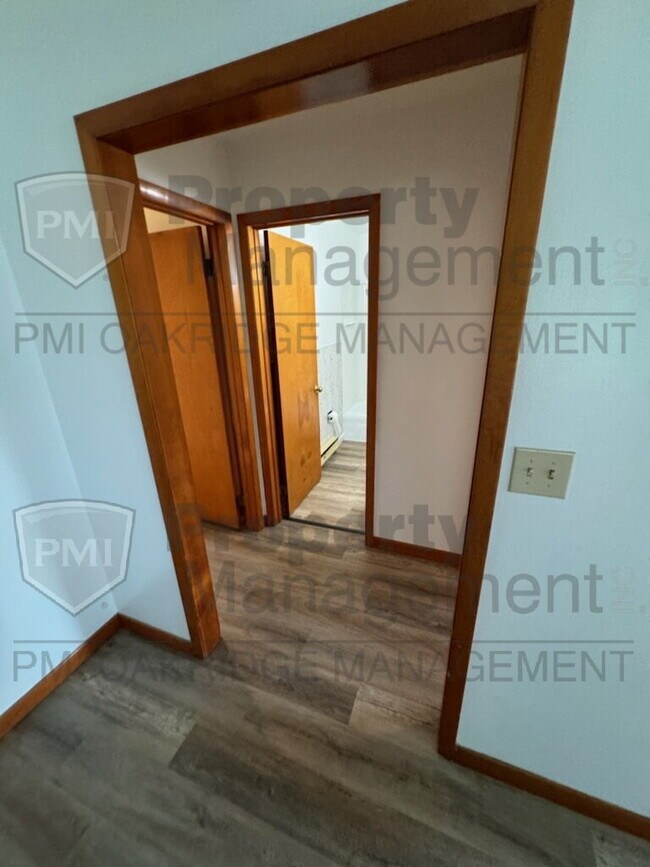 Photo - 2 Bed Single Level Apartment