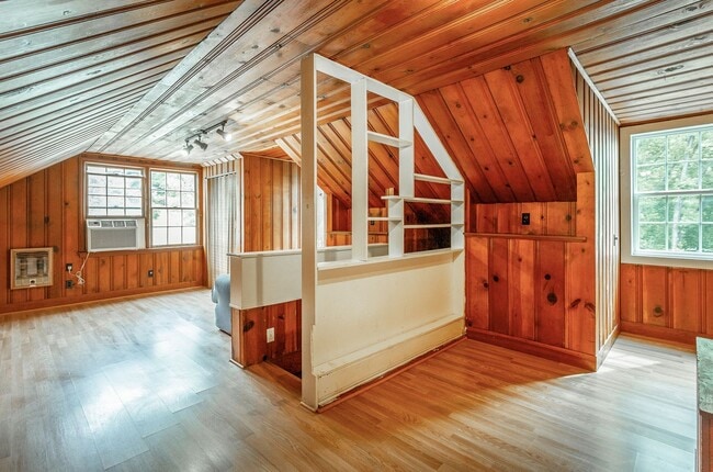 Photo - 321-325 Pine Ridge Road Unit B