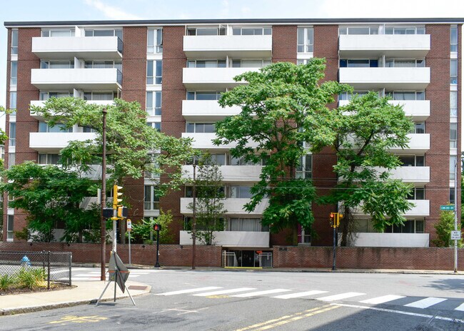 Photo - 29 Concord Ave Unidad 702 Rental