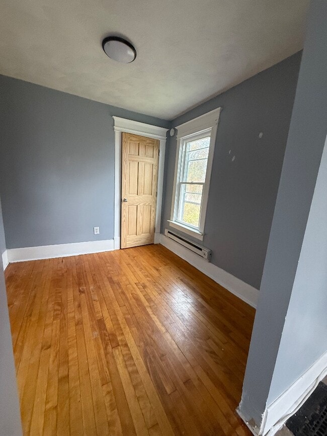 Photo - 912 Saratoga St