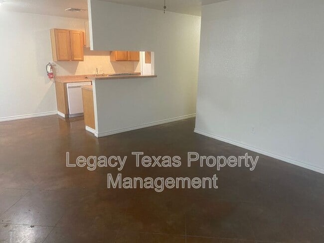 Photo - 1322 Country Club Rd Condo Unit F