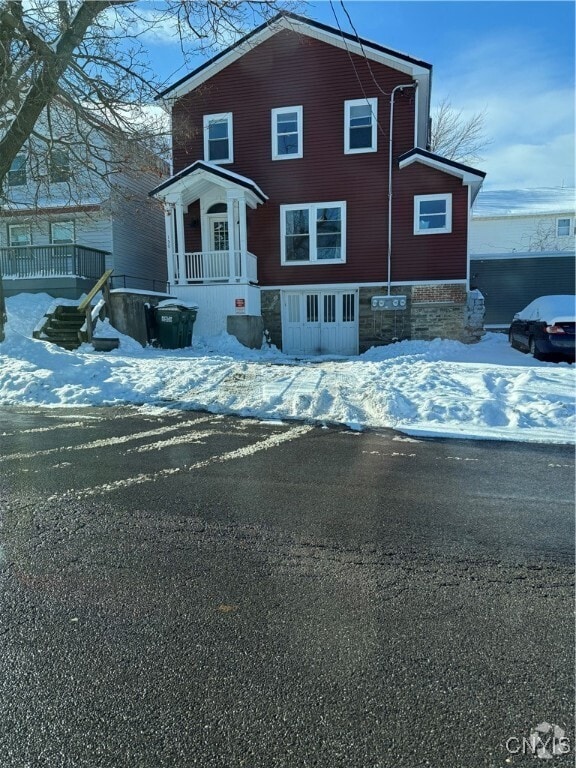 Building Photo - 130 W 3rd St Rental