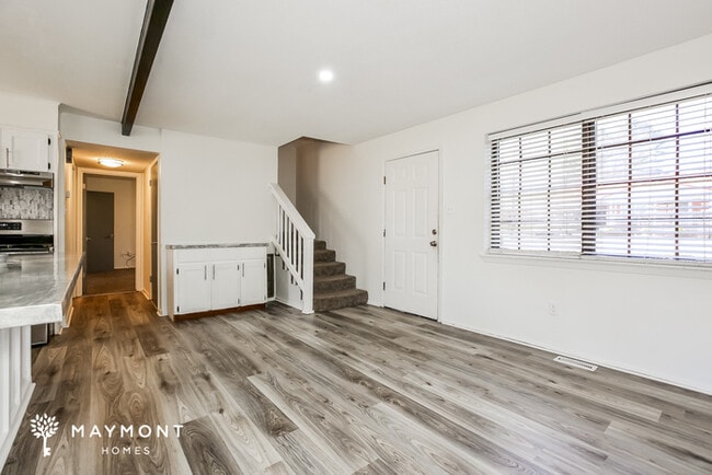 Photo - 507 Briar St