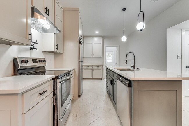 Photo - Beautiful home in Southwest Cleburne