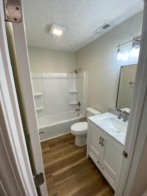 Photo - 3304 Alva Ct